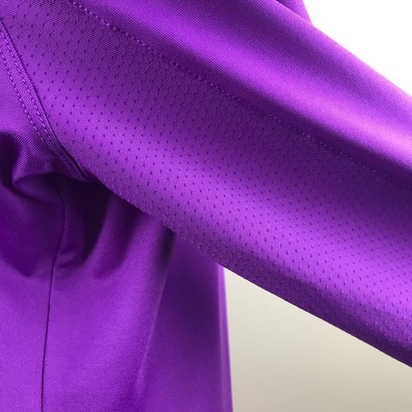 NWT. CB Cutter & Buck Purple Polo. Size M. - Picture 6 of 8